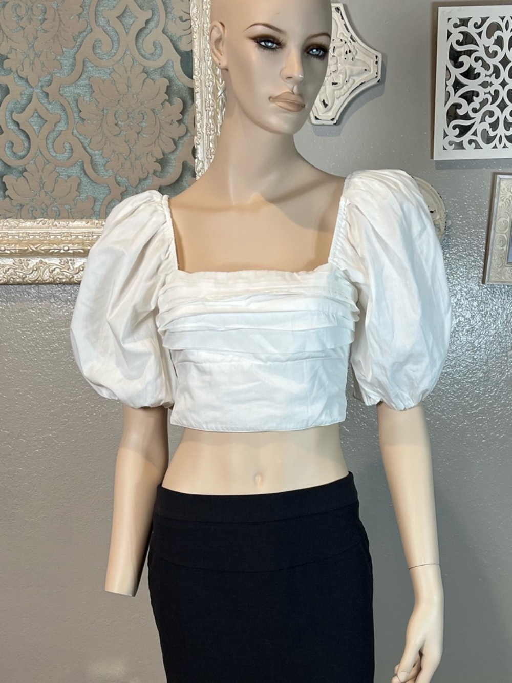 Abercrombie and fitch White Puff-Sleeve Cropped Top